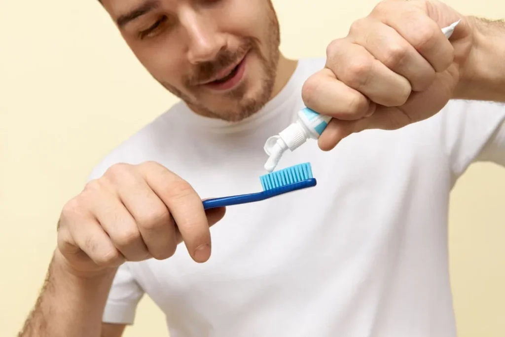 how-to-choose-the-right-toothbrush-and-toothpaste